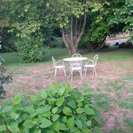 Le Jardin Des Ecureuils * Demuin